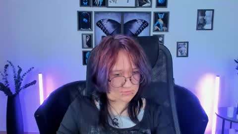 syllviareed online show from 01/11/26, 10:09