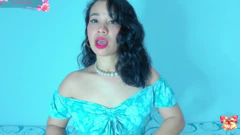 sylphy17 online show from 01/04/25, 11:59