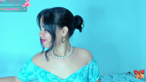 sylphy17 online show from 01/05/25, 06:02