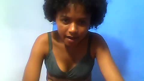 Snapshot of sylvaniah01 chatting on 05/13/26, 07:06 sylvaniah01 online show from 05/13/26, 07:06