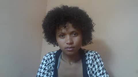 Snapshot of sylvaniah01 chatting on 07/03/26, 03:29 sylvaniah01 online show from 07/03/26, 03:29