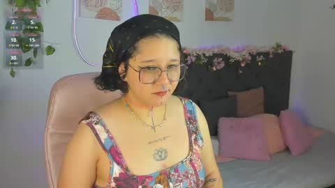    online show from 04/19/26, 01:32