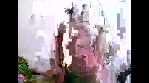 Snapshot of sylviasexy27 chatting on 12/15/24, 08:58 sylviasexy27 online show from 12/15/24, 08:58