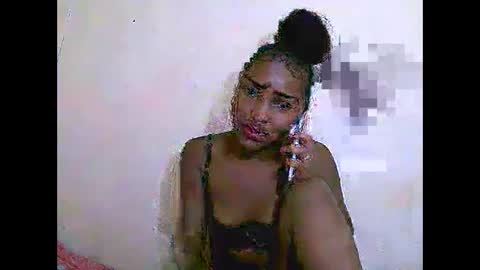 Snapshot of sylviasexy27 chatting on 12/16/24, 07:26 sylviasexy27 online show from 12/16/24, 07:26