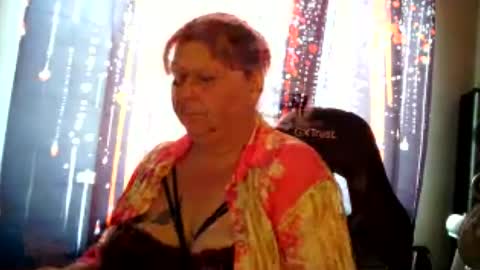 Sylviastar47 online show from 07/04/26, 08:20