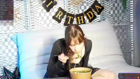 Snapshot of sylvie_fey chatting on 08/01/26, 03:39 Sylvie online show from 08/01/26, 03:39
