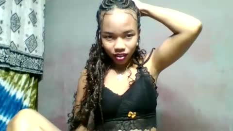 Sylviette online show from 05/23/26, 11:58
