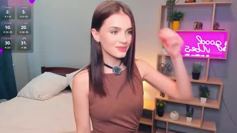 Snapshot of synne_glows chatting on 11/13/25, 09:52 Eva online show from 11/13/25, 09:52