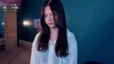 Emily online show from 09/28/25, 04:18