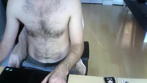 Snapshot of systemd8000 chatting on 01/05/25, 08:42 Systemd 8000 online show from 01/05/25, 08:42