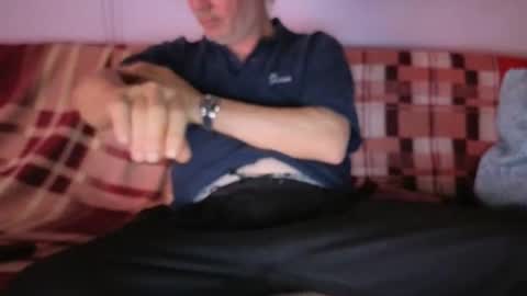 szaszinno6669068 online show from 10/16/25, 10:33