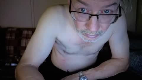 szaszinno6669068 online show from 10/20/25, 02:45