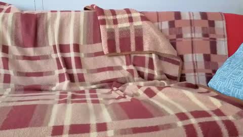 szaszinno6669068 online show from 10/21/25, 12:17