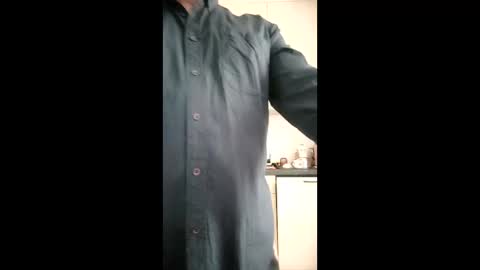 Snapshot of szybystek chatting on 03/03/26, 11:16 black sofa online show from 03/03/26, 11:16