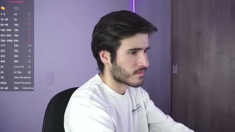 t0ny_wylie online show from 12/18/24, 08:42