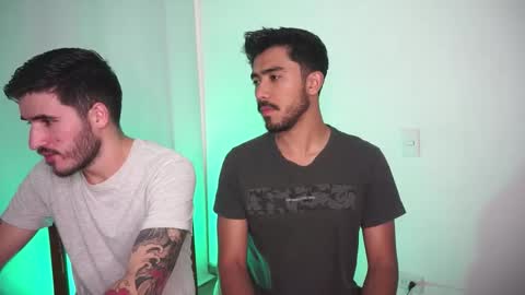 t0ny_wylie online show from 09/25/25, 08:34