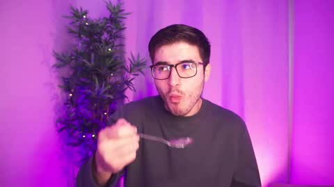 t0ny_wylie online show from 11/20/25, 11:32