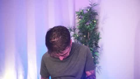 t0ny_wylie online show from 02/06/26, 06:22