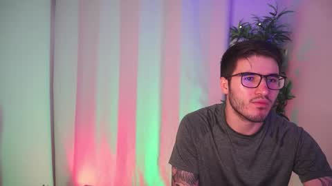 t0ny_wylie online show from 02/24/26, 07:01