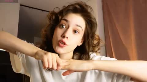 Heeey im Helena3 -- fav555100333 -- pvts only premium and after my public show 3 online show from 11/15/25, 01:18