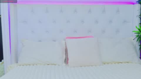 Snapshot of taahiraarabian chatting on 01/27/25, 01:09 Arianna online show from 01/27/25, 01:09