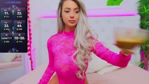 Snapshot of taahiraarabian chatting on 02/13/25, 05:54 Arianna online show from 02/13/25, 05:54