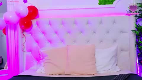 Snapshot of taahiraarabian chatting on 02/18/26, 01:18 Arianna online show from 02/18/26, 01:18