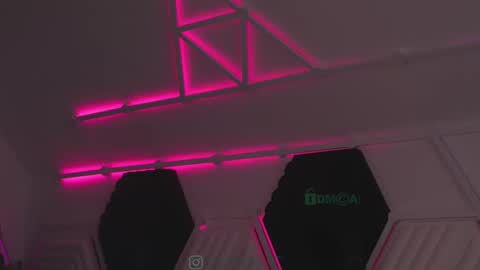 TAANNI online show from 03/02/25, 01:58