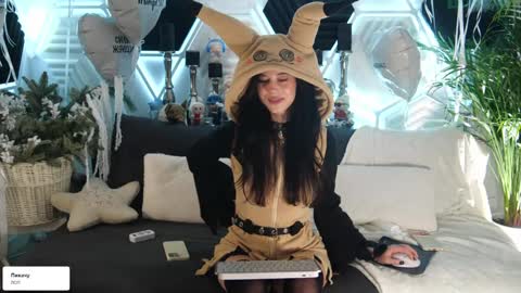 TAANNI online show from 12/17/25, 08:26