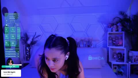 Snapshot of taanni_bc chatting on 05/18/26, 04:07 TAANNI online show from 05/18/26, 04:07