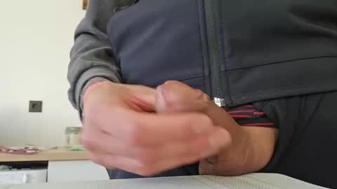 taconatatox online show from 12/10/24, 01:44