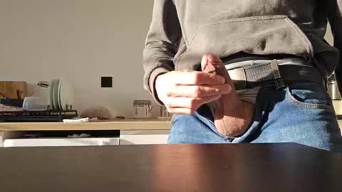 taconatatox online show from 12/11/24, 09:19