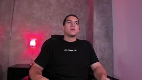 tadeo_vega online show from 12/19/25, 11:28