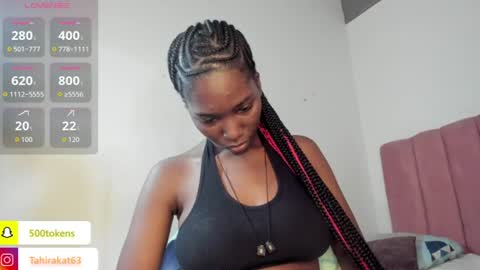 Snapshot of tahira_21 chatting on 06/19/26, 08:12 Tahira online show from 06/19/26, 08:12
