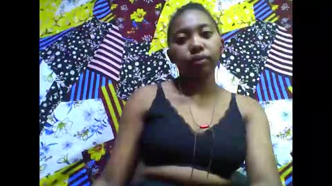 tahiriniah online show from 10/18/25, 03:31