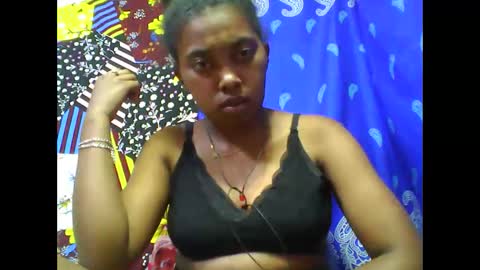 tahiriniah online show from 11/04/25, 06:56