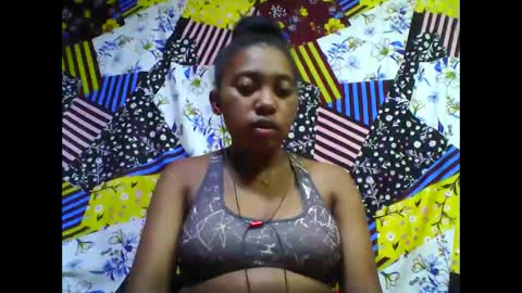 tahiriniah online show from 12/13/25, 07:53