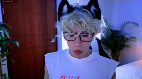 taichi online show from 10/11/25, 11:31