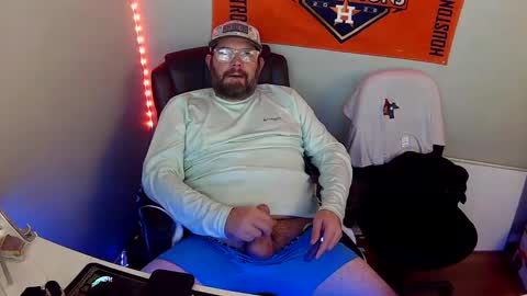 Snapshot of taintnuzzler_13 chatting on 01/10/25, 07:04 TaintNuzzler online show from 01/10/25, 07:04