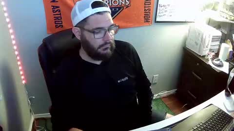 Snapshot of taintnuzzler_13 chatting on 10/03/25, 10:56 TaintNuzzler online show from 10/03/25, 10:56