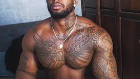 Tairon Tucke online show from 12/19/24, 03:51