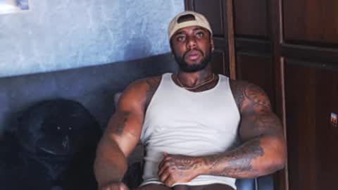 Tairon Tucke online show from 12/19/24, 08:55