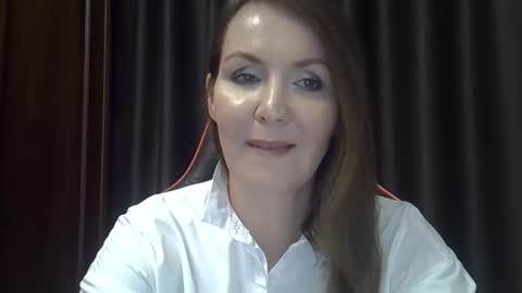 taisialucky77 online show from 10/11/25, 07:45
