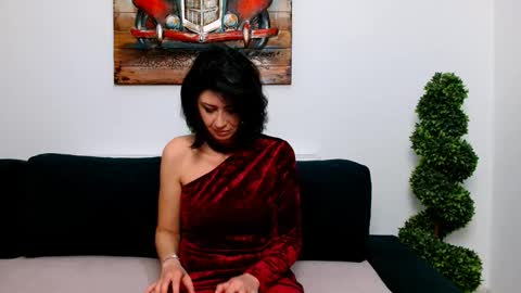 Taissa1 online show from 11/17/25, 07:52