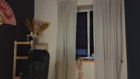 Lizzy online show from 03/27/26, 08:26