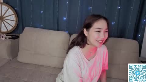 Soo Ying online show from 01/14/26, 08:14