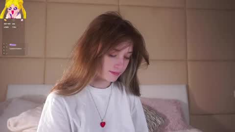 Mia online show from 05/29/26, 01:47