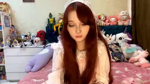 Eva   online show from 05/26/26, 07:15