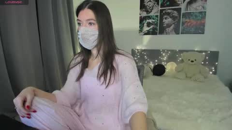 Sasha online show from 02/03/26, 01:37