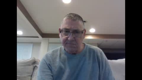 Snapshot of takeitalldown101 chatting on 02/16/25, 08:22 takeitalldown101 online show from 02/16/25, 08:22